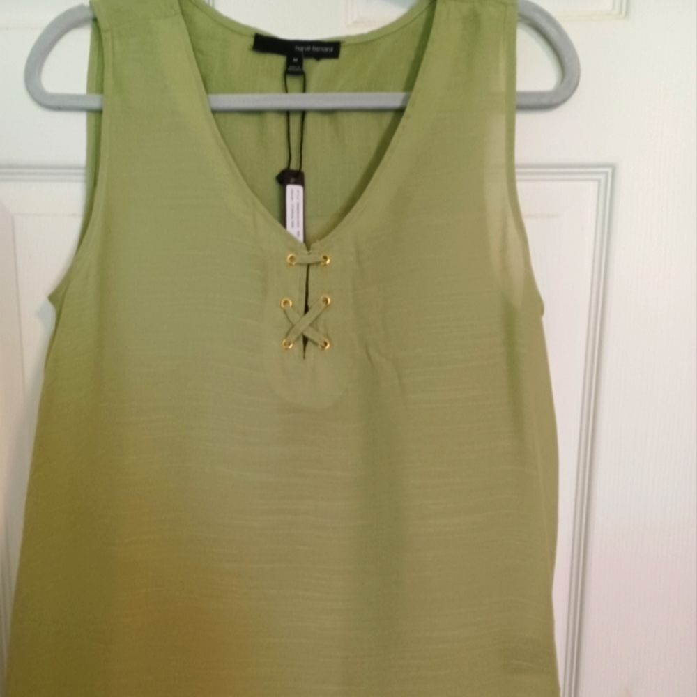 NWT Harve Benard Sleeveless V Neck Lace Up Blouse Sz Med